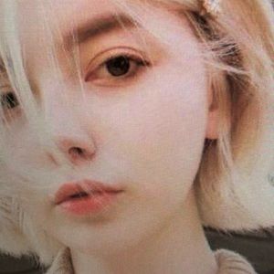 Meet your Posher, Simon